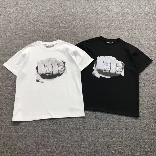 TRAPSTAR Money Fist Print T-Shirt 41182463