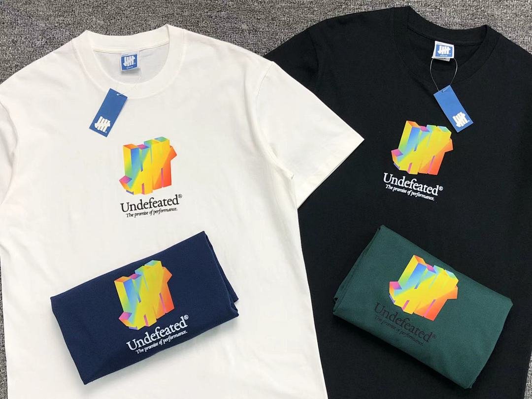 UNDEFEATED T-Shirt 19140402