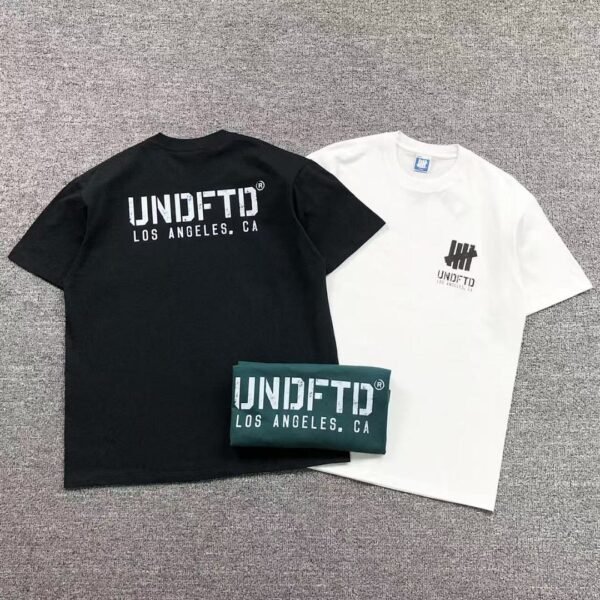 UNDEFEATED T-Shirt 215132402