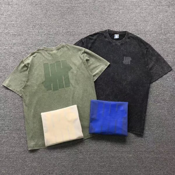 UNDEFEATED T-Shirt 3108202602