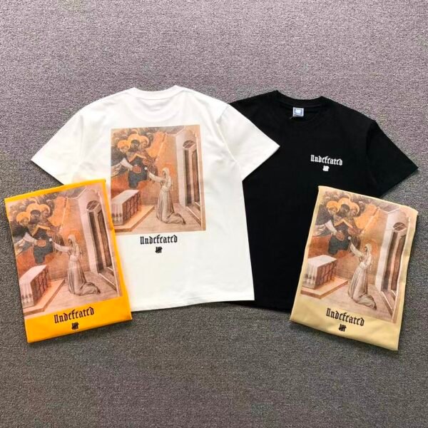 UNDEFEATED T-Shirt 126172902
