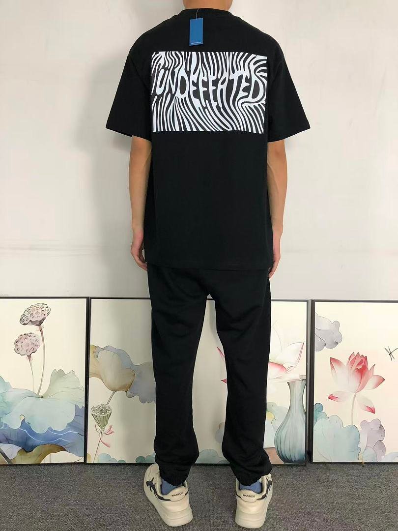 UNDEFEATED T-Shirt 126173102