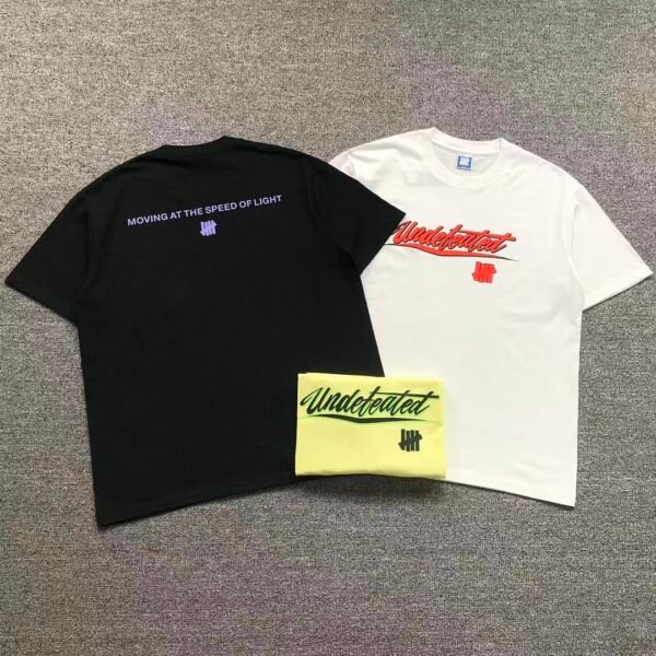 UNDEFEATED T-Shirt 126232202