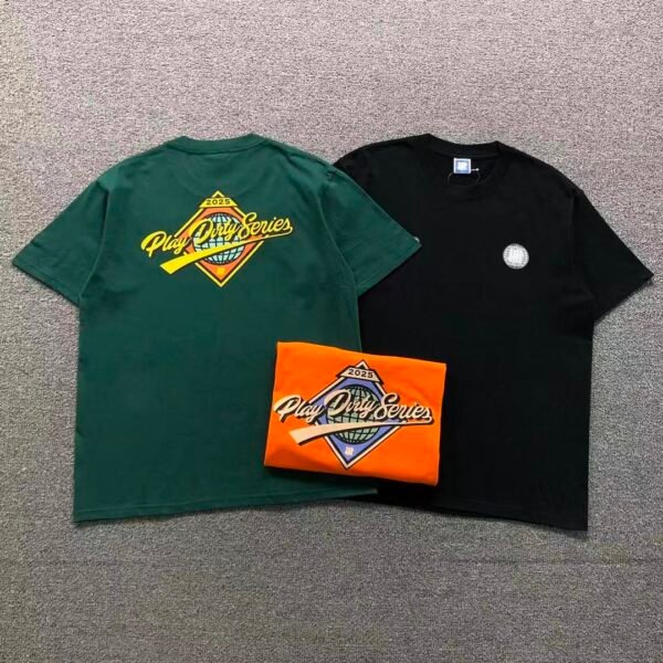 UNDEFEATED T-Shirt 126232702