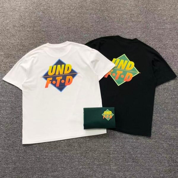UNDEFEATED T-Shirt 4209181702